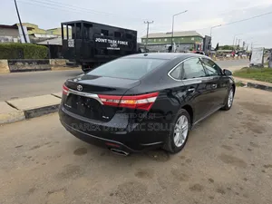 Toyota Avalon XLE 4dr Sedan (3.5L 6cyl 6A) 2015 Black