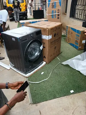 Lg Smart Front Load Washer 10kg New