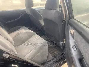 Toyota Corolla LE 2004 Black