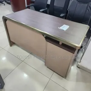 1.4 Mtr Cubic Office Table