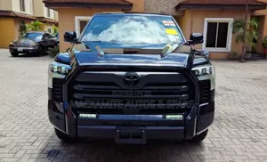 Toyota Tundra Platinum CrewMax 4WD SB w/6.5' Bed 2025 Black