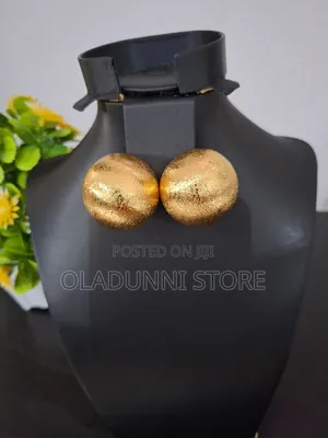 Replica Gold Earring