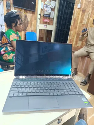 Laptop HP Spectre X360 15 16GB Intel Core i7 SSD 512GB