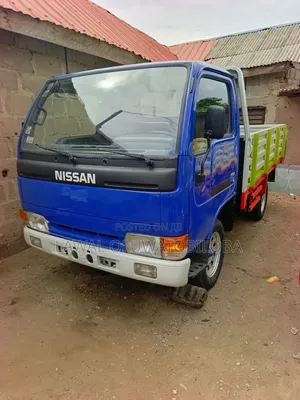 Nigeria Used Nissan Cabstar Normal Hand Diesel Engine