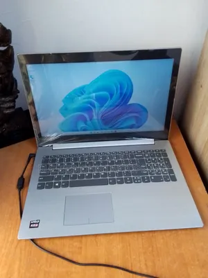 Laptop Lenovo IdeaPad 320 8GB AMD Ryzen 7 HDD 1T