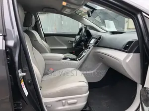 Toyota Venza XLE 2015 Gray