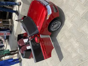 Range Rover Double Seated Rechargeable Children’S Toy Car