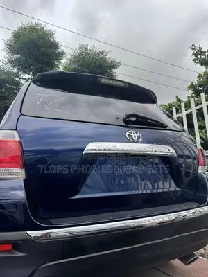 Toyota Highlander Limited 2012 Blue