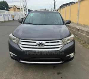 Toyota Highlander Limited 4x4 2009 Gray