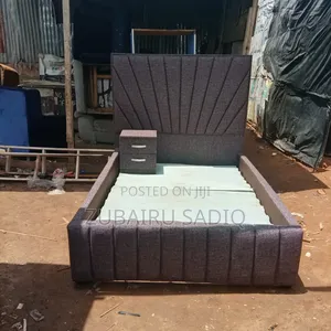 Padded Bed Frame 4.5x6