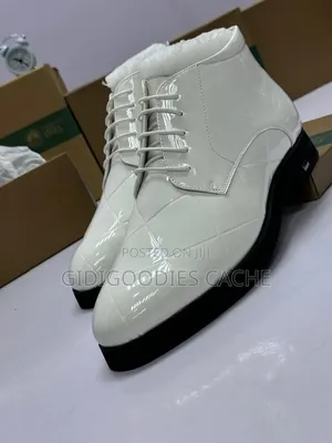 Patent Quilted Lace-Up Dress Boots White/Black in Size 40-46