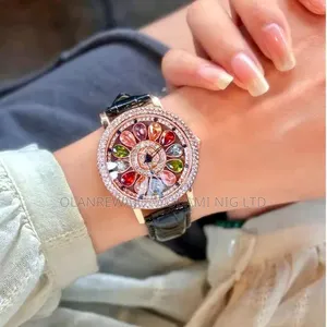 Women's Quartz Watch With Colorful Rhinestone