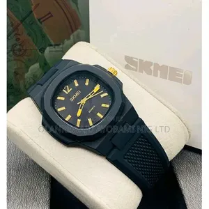 Skmei Solid Rubber Strap Analog Water Proof Wristwatch