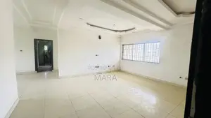 3bdrm Block of Flats in Gwarinpa Estate for sale