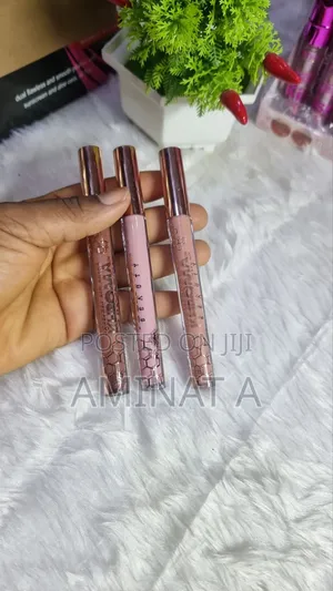 Nude Lip Stick for Queens