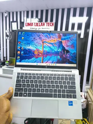 Laptop HP EliteBook 830 G8 16GB Intel Core i7 SSD 512GB