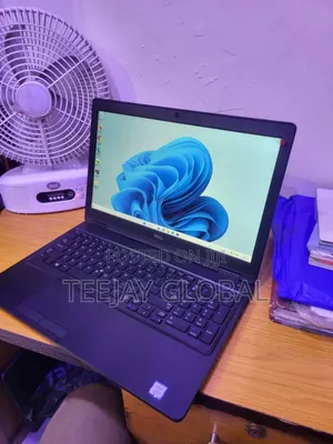 Laptop Dell Latitude 5590 16GB Intel Core i7 SSD 256GB