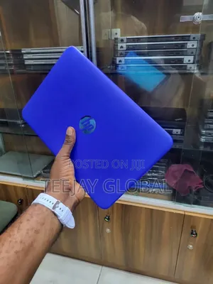 Laptop HP Stream 11 2GB Intel Celeron SSD 32GB