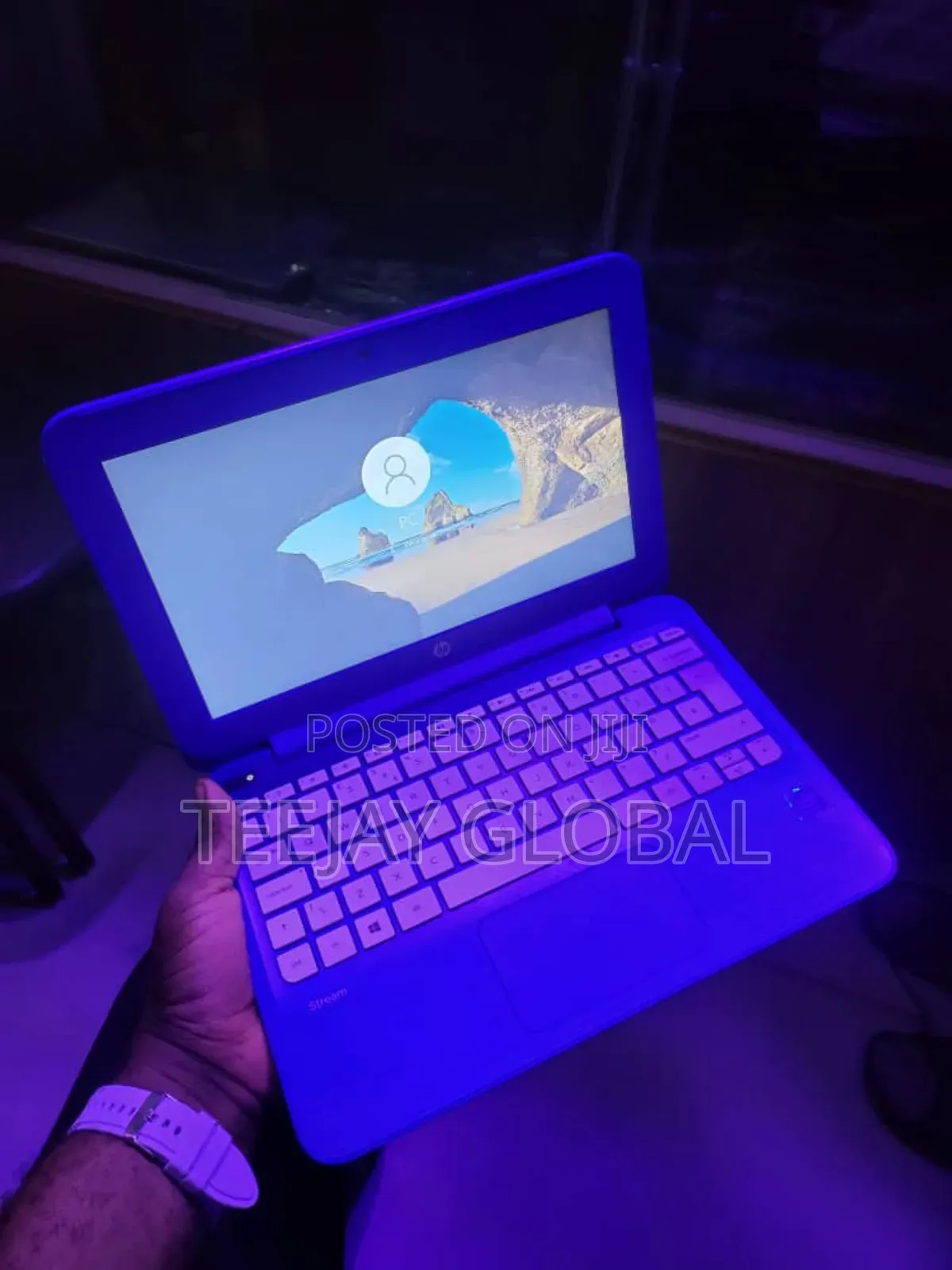 Laptop HP Stream 11 2GB Intel Celeron SSD 32GB