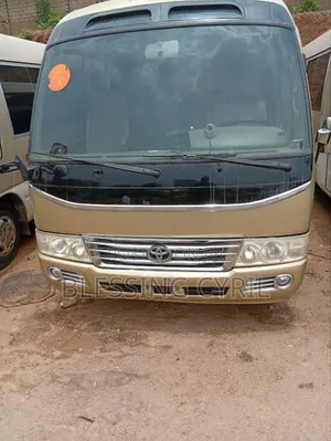 Toyota Coaster 2010 Gold