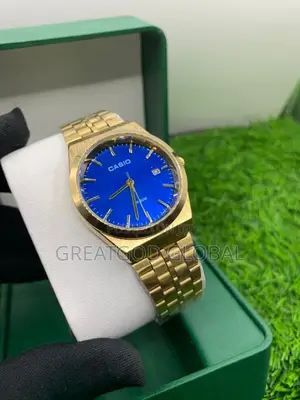 Casio Chain Watch Unisex Mainly for Ladies Gold Color