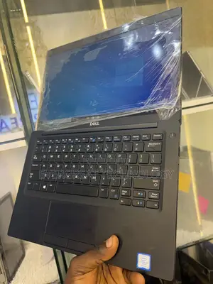 Laptop Dell Latitude 7390 8GB Intel Core i5 SSD 256GB