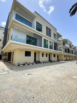 5bdrm Duplex in Parkview Estate for rent