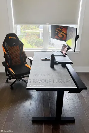 Electric Height Adjustable Gaming Table and Chair