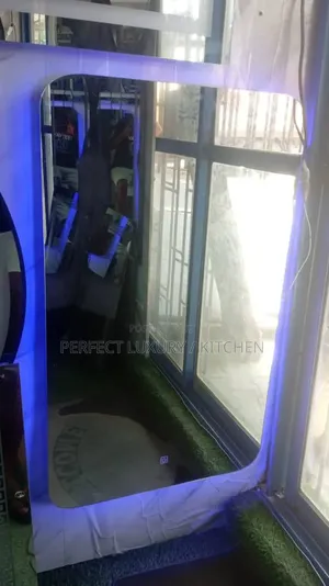 Quality 100x60cm 3 Colored Backlight Led Light Mirror