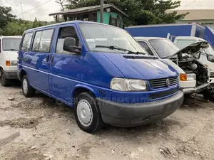 Volkswagen Transporter 2004 Blue