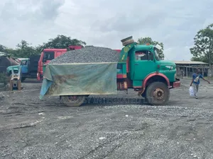 3⁄8 Chippings and Granite GGG