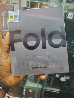 New Samsung Galaxy Z Fold4 512 GB Gray