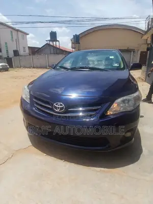 Toyota Corolla 2012 Black