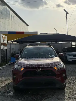 Toyota RAV4 XLE Premium AWD 2020 Red