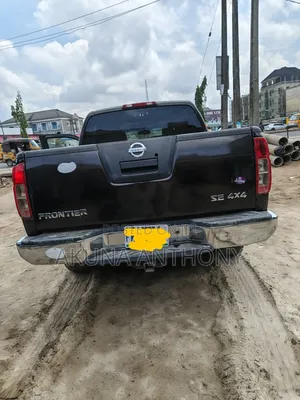Nissan Frontier 2006 Black