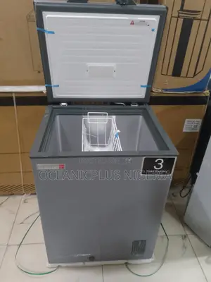 Scanfrost Sfl151 Deep Freezer for Frozen Foods Storage