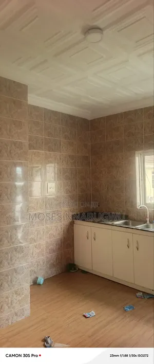 2bdrm Block of Flats in Las Vegas, Rumuibekwe for rent