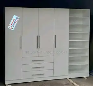 Wardrobe in 4ft X 8ft