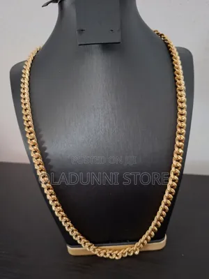 Cubic Necklace Plated