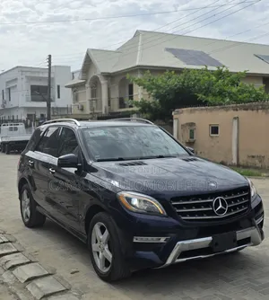 Mercedes-Benz M Class ML400 4MATIC 4dr SUV AWD (3.0L 6cyl Turbo 7A)