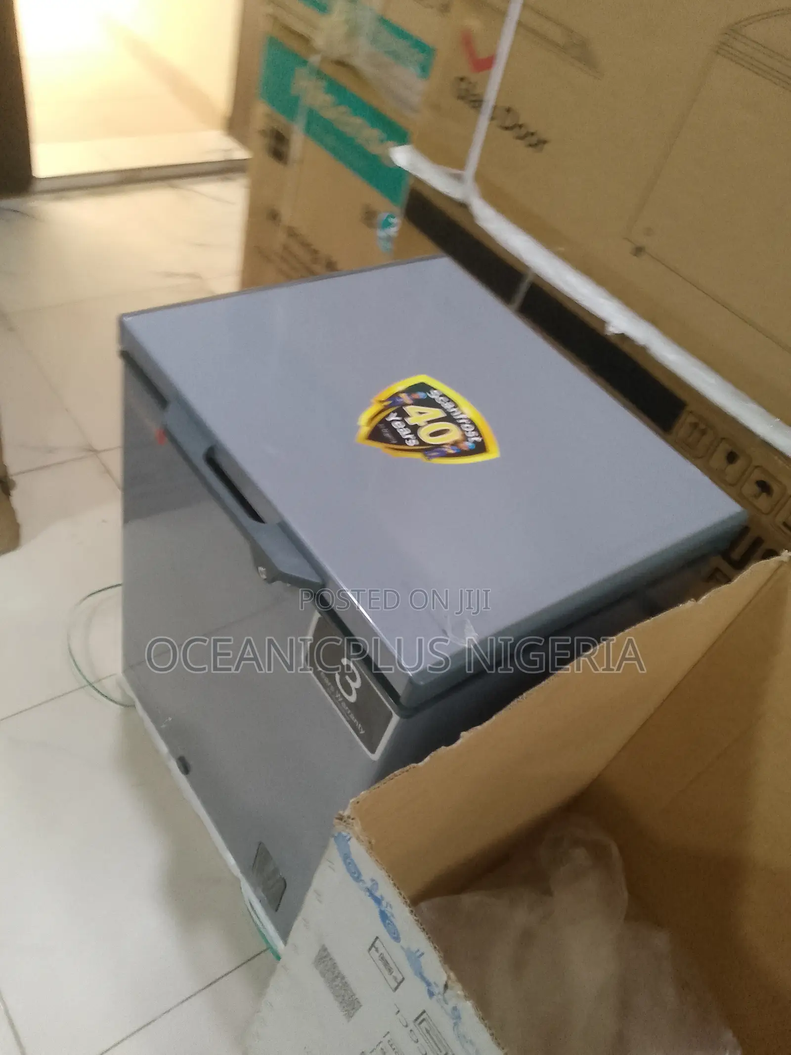 Scanfrost Sfl151 Space Saving Chest Freezer