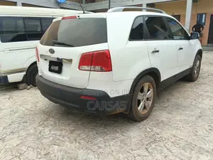 Kia Cerato 2012 White