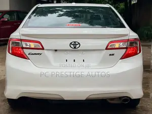 Toyota Camry SE Limited Edition 4dr Sedan (2.5L 4cyl 6A) 2012 White