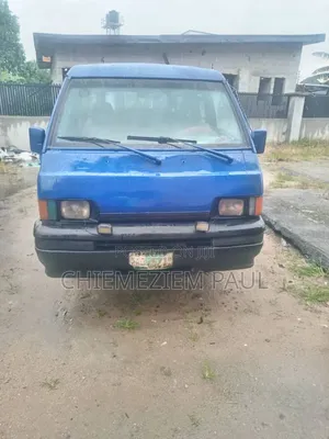 Mitsubishi L300 2004 Blue