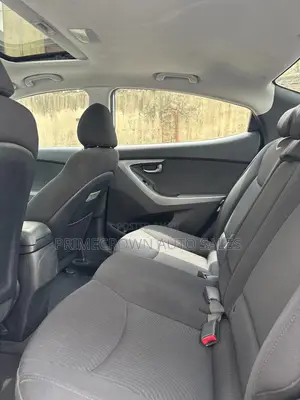 Hyundai Elantra Value Edition Sedan FWD (1.8L 4cyl 6A) 2016 White