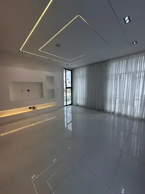 5bdrm Duplex in Dafodil Estate for rent