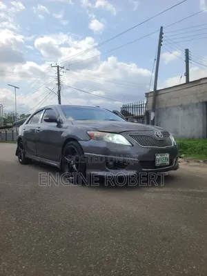 Toyota Camry LE 4dr Sedan (2.5L 4cyl 6A) 2011 Gray
