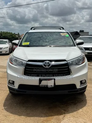 Toyota Highlander Limited 4dr SUV AWD (3.5L 6cyl 6A) 2014 White