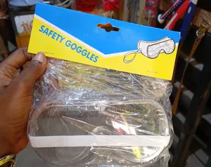 Rubber Safety Goggles – Strong Protective Eye Glass