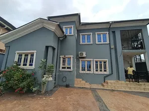 5bdrm Duplex in Iyana Ipaja for sale